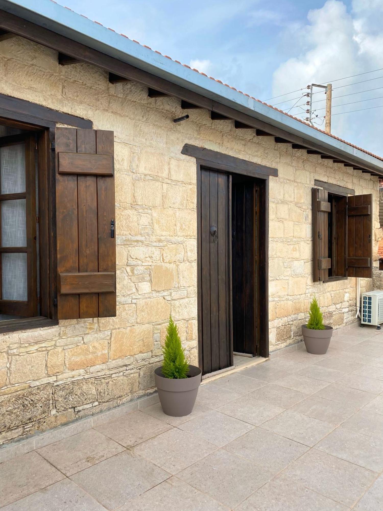 Levanda House - Traditional House * Vasa Kilaniou